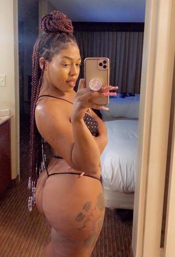 Savannah, 26  female escort, Cincinnati