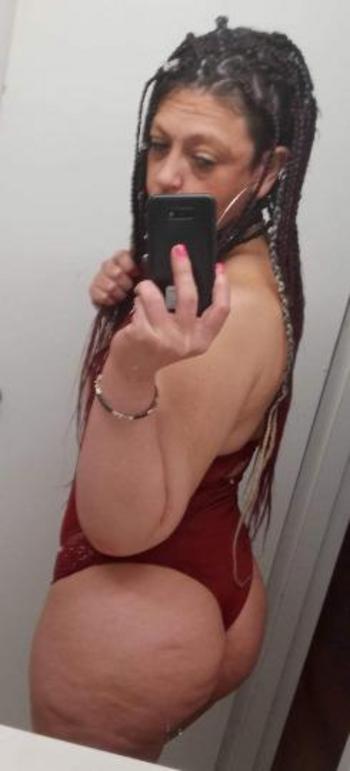 Cherokee, 34  female escort, Cincinnati