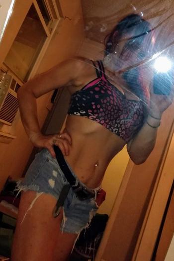 8593591964, 32 Caucasian female escort, Cincinnati