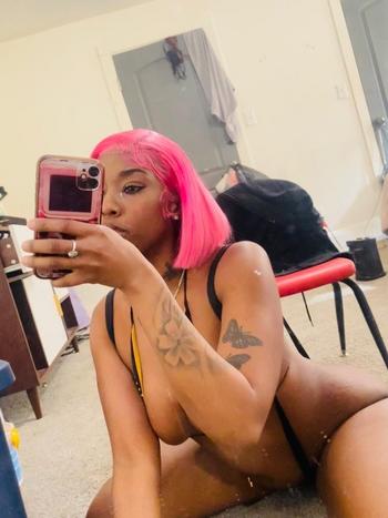 CHANEL, 23  female escort, Cincinnati