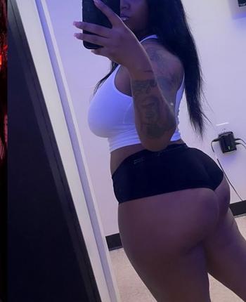 Lauryn, 27  female escort, Cincinnati