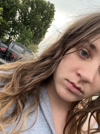 A/j , 20  female escort, Cincinnati