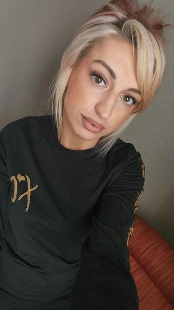 Katie , 30  female escort, Cincinnati