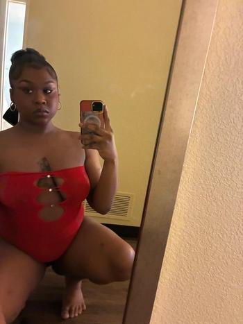 Bambi., 22  female escort, Cincinnati