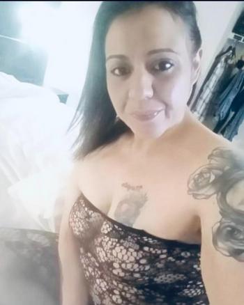 Angela, 32  female escort, Cincinnati