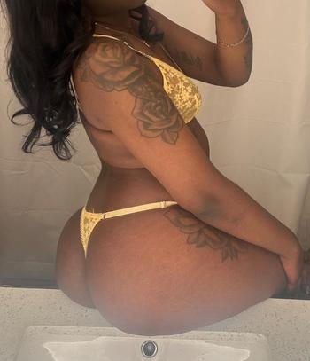 Mya , 25  female escort, Cincinnati