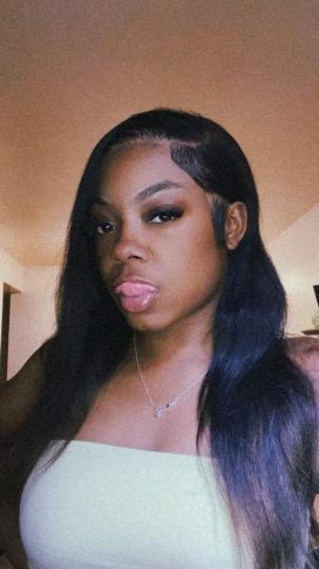 PRETTY , 23  female escort, Cincinnati