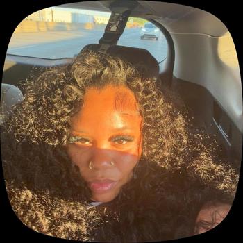 Poundc8keee , 26  female escort, Cincinnati