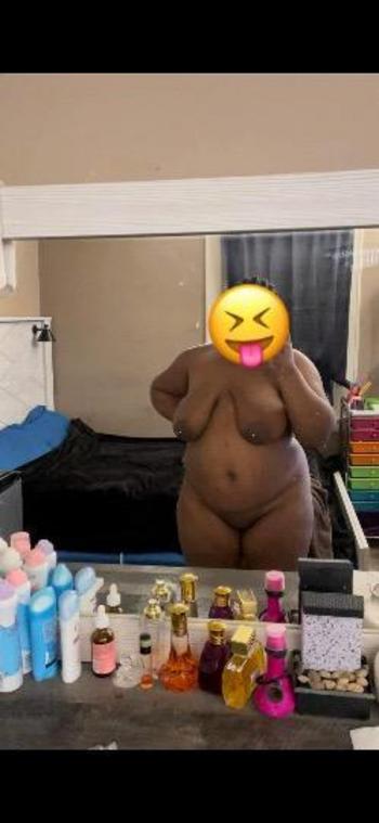 Kay, 24  female escort, Cincinnati