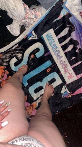 Bella, 26  female escort, Cincinnati