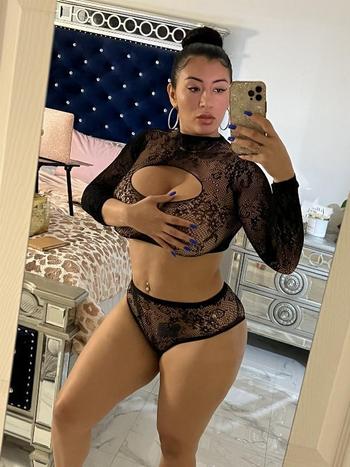 302-609-9149, 23  female escort, Cincinnati