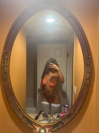 Honey , 21  female escort, Cincinnati