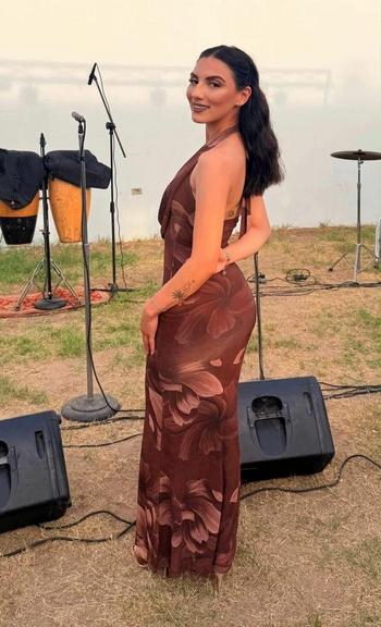 Allie, 31  female escort, Cincinnati