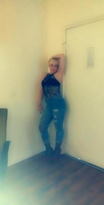 9378956795, female escort, Cincinnati